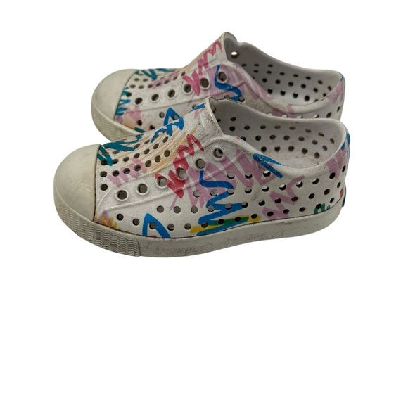Native crayola collab rubber water sneakers toddler  size 6 - Picture 2 of 6